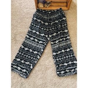 🤤Boho Elephant Pattern Pants🤤